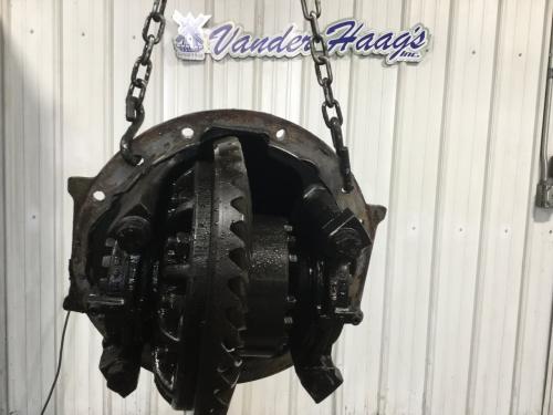 Meritor RR20145 Rear Differential/Carrier | Ratio: 3.58 | Cast# 3200s1865