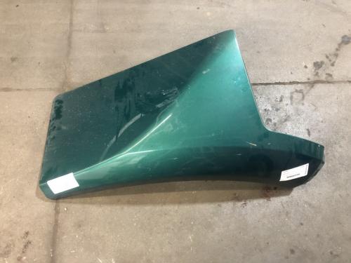 2014 Peterbilt 579 Right Green Extension Composite Fender Extension (Hood): Does Not Include Bracket, Some Scratches