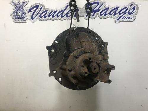 Meritor RS17144 Rear Differential/Carrier | Ratio: 4.33 | Cast# 3200r1864