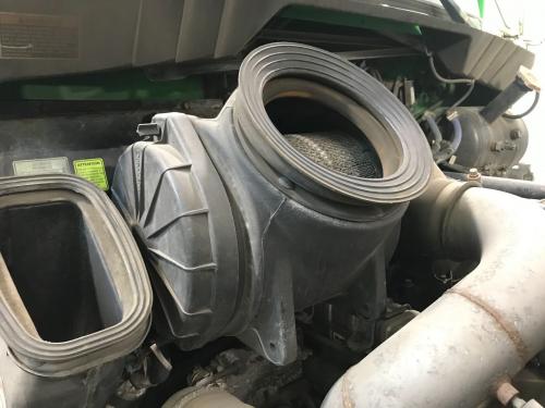 2008 Kenworth T370 10-inch Poly Donaldson Air Cleaner