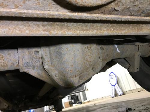 2004 Ford E350 CUBE VAN Axle Assembly