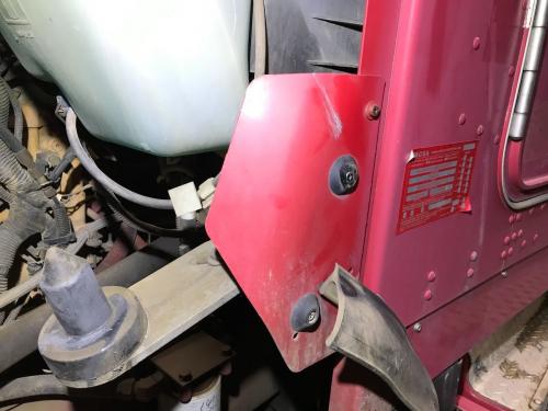 2007 Kenworth T800 Red Left Cab Cowl: Hood Guide