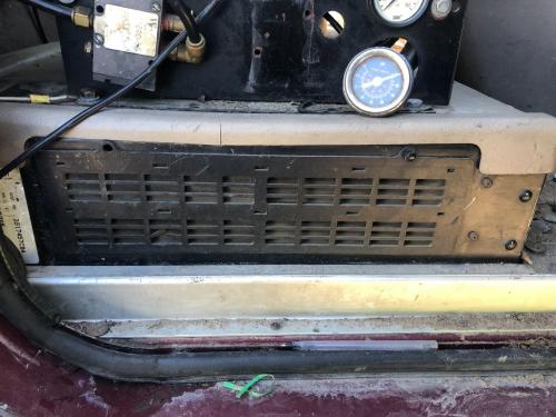 2006 International 5900I Right Heater Assembly: P/N 748058