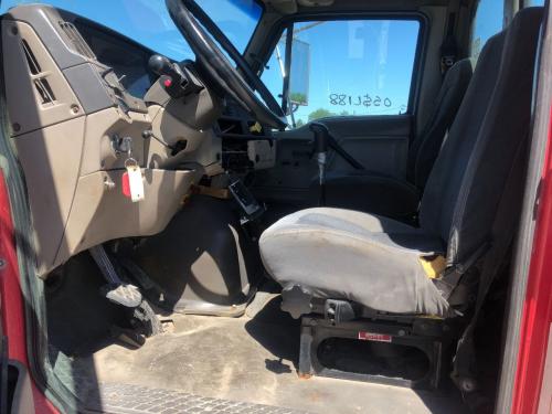 2005 Sterling L7501 Left Seat, Air Ride