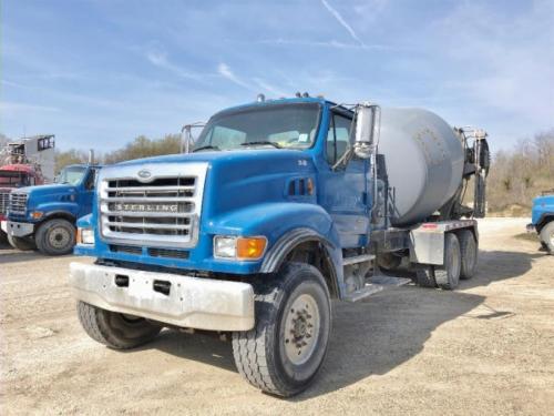 2006 Sterling L9501 Truck: Cab & Chassis, Tandem Axle