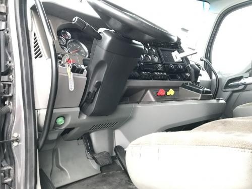 2017 Kenworth T680 Dash Assembly