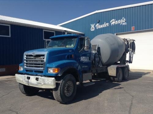 2005 Sterling L9501 Truck: Cab & Chassis, Tandem Axle