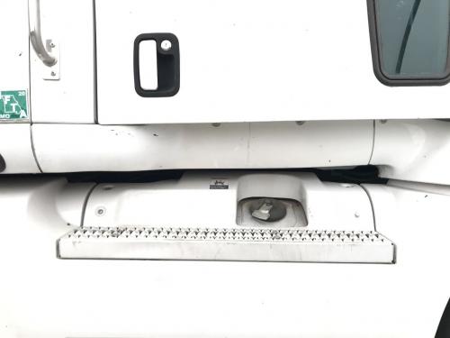 2000 Peterbilt 387 Right Cab, Exterior Cab Panel