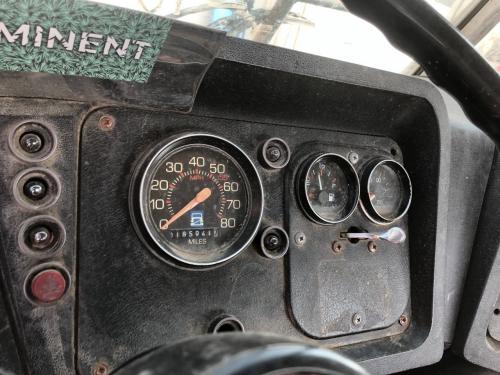 1995 Volvo WX Right Instrument Cluster