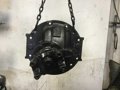 Meritor RR20145 Rear Differential/Carrier | Ratio: 3.90 | Cast# 3200-R-1867