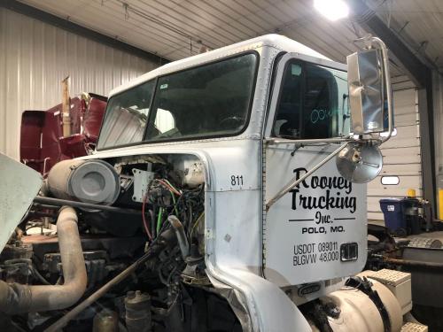 For Parts Cab Assembly, 2000 Freightliner FLD112 : Day Cab