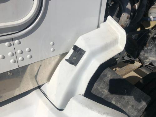 2012 Kenworth T660 White Right Extension Cowl