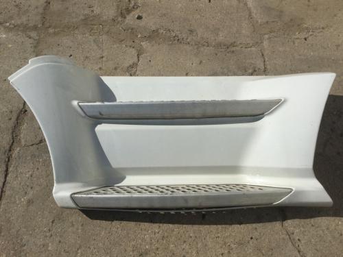 2012 Kenworth T660 Left White Chassis Fairing | Length: 62  | Wheelbase: 224