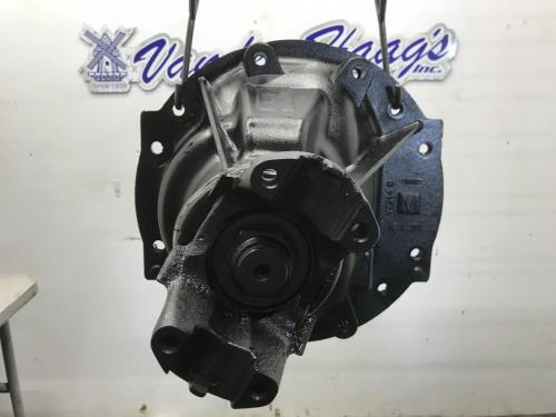 Paccar MR2014P Rear Differential/Carrier | Ratio: 2.64 | Cast# V2544