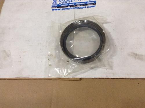 Midwest Truck & Auto P0139976746 Differential Seal