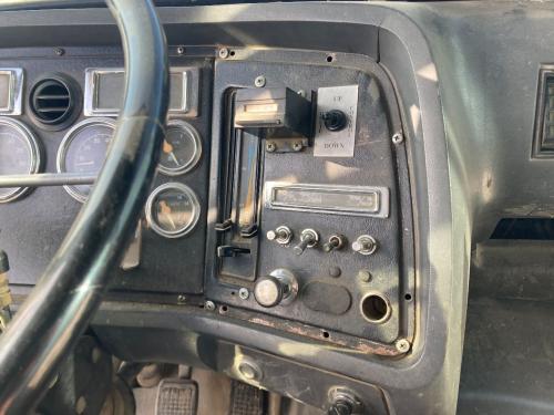 Ford LT9000 Dash Panel: Switch Panel
