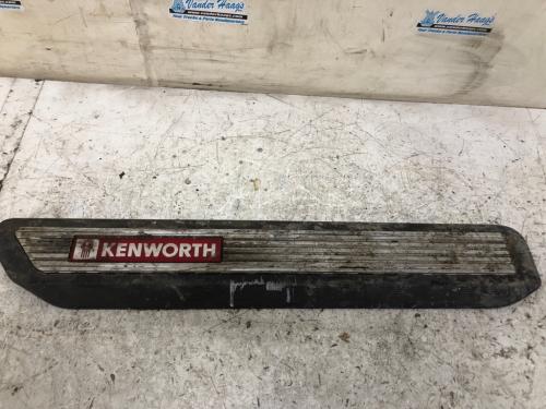2016 Kenworth T880 Threshold W/ Aluminum Trim Insert