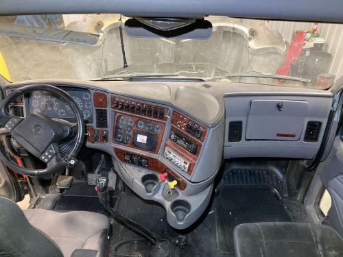 2004 Kenworth T2000 Dash Assembly