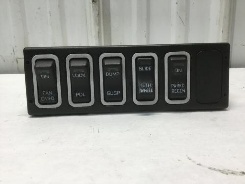 International LONESTAR Dash Panel: Switch Panel | P/N 3549776C5