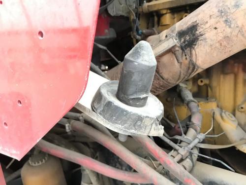 2004 Kenworth T600 Right Hood Rest: Rubber Cone Cracked