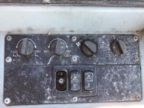 2004 International 3800 Heater & AC Temp Control: One Switch Missing