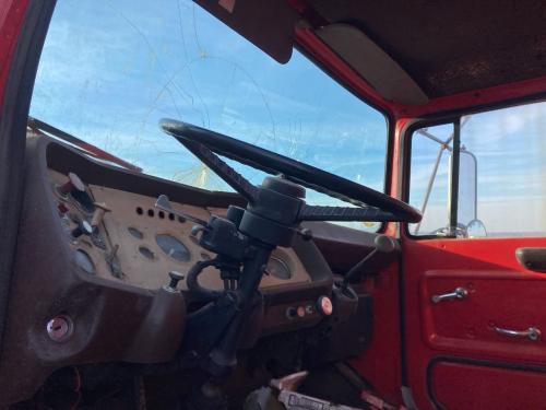 1981 Ford LN8000 Dash Assembly
