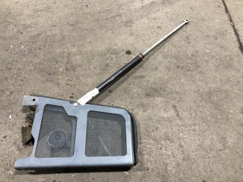 2016 Mustang 2200R Left Hydraulic Cylinder
