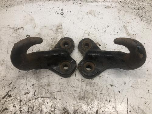 1999 Sterling L8513 Tow Hook