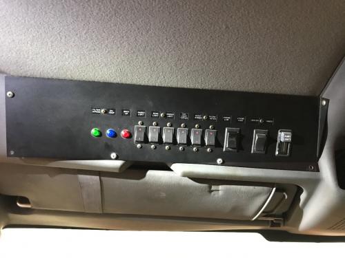 International 7400 Dash Panel: Switch Panel