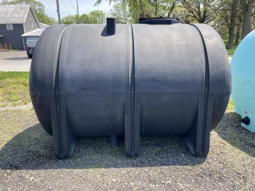Tanker: Norwesco 2650 Gal Fertilizer Tank W/Baffle And Hold Down Bands
