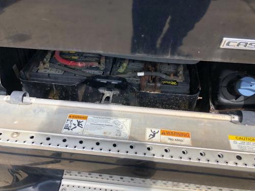 2011 Freightliner CASCADIA Steel/Poly Battery Box | Length: 30.00 | Width: 24.0
