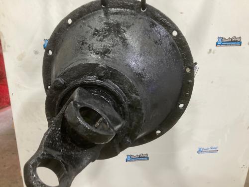 Spicer N340 Rear Differential/Carrier | Ratio: 5.38 | Cast# 010f22