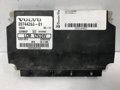 2012 Volvo VNL Light Control Module | P/N 20744283-01 | W/ 4 Plugs
