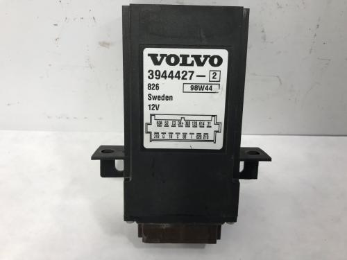 1999 Volvo VNL Wiper Control Modules: P/N 3944427-2