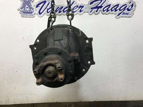 Meritor RS17145 Rear Differential/Carrier | Ratio: 5.57 | Cast# 3200k1675