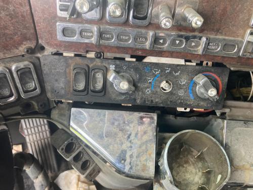 1999 Freightliner C120 CENTURY Heater & AC Temp Control: 3 Knob 2 Switch, Missing Middle Knob