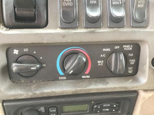 2003 Sterling L9501 Heater & AC Temp Control: 3 Knobs