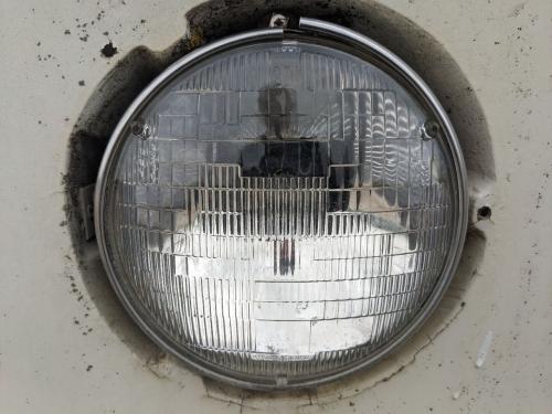 1979 Ford LN800 Right Headlamp