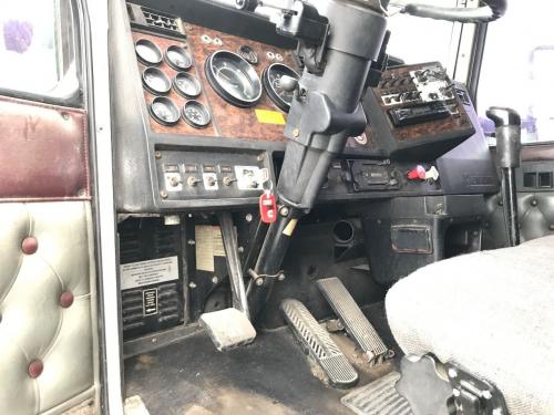 1997 Kenworth T600 Dash Assembly