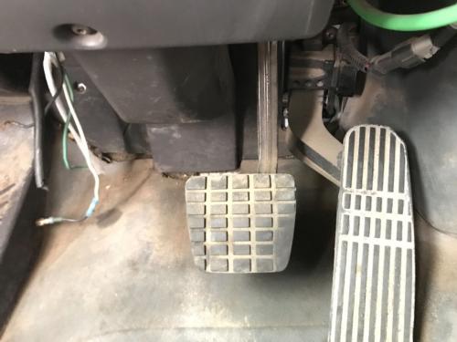 2004 Freightliner M2 106 Foot Control Pedals