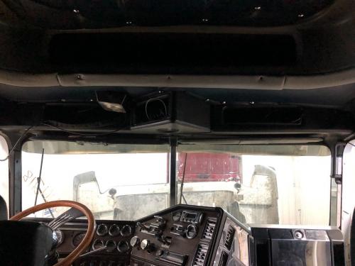 1996 Freightliner FLD120 Console