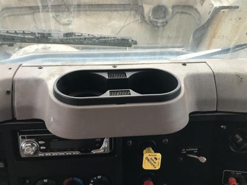 International 8100 Dash Panel: Cup Holder