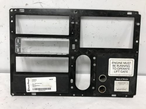 International DURASTAR (4300) Dash Panel: Trim Or Cover Panel