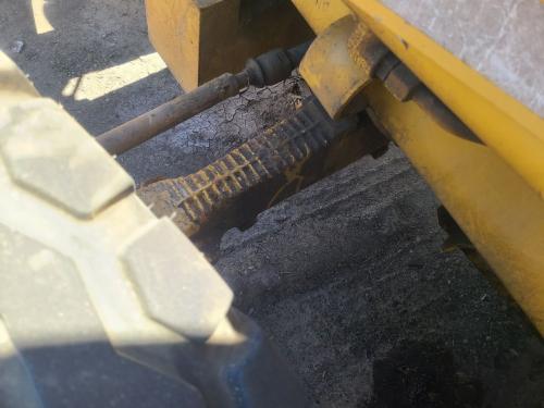 2004 Cat 416D Equip Axle Assembly: P/N 154-5471