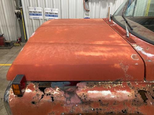 Hood, 1976 Ford F600 : Red