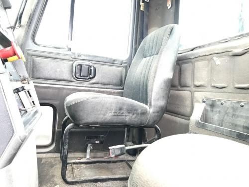 1995 Mack CH Right Seat, Non-Suspension