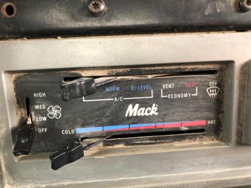 1993 Mack CH Heater & AC Temp Control: 3 Lever