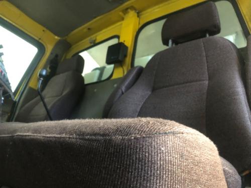2004 Sterling L7501 Left Seat, Air Ride