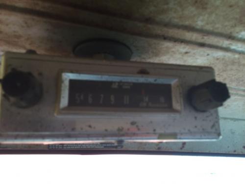 Chevrolet C60 A/V (Audio Video): Am Only, No Presets, Has Speaker On Bottom Of Unit