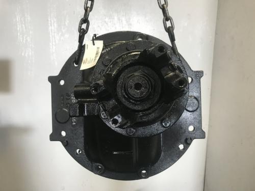Meritor RS17145 Rear Differential/Carrier | Ratio: 5.57 | Cast# 3200r1864